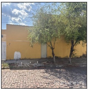 Foto de Imóvel na Rua Benigno Rego Lemos - Leilão em Teresina/PI, 36% abaixo da avaliação