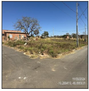 Foto de Imóvel RESIDENCIAL VITORIA - Leilão em Unaí/MG, 39% abaixo da avaliação