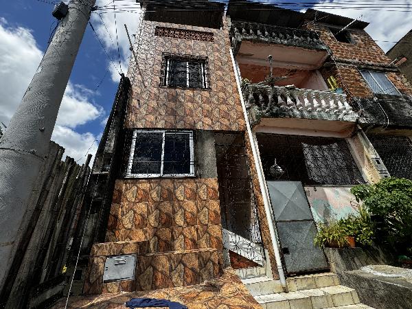 Foto de Imóvel 2 quartos, 128 m², CAJAZEIRAS IV - Leilão em Salvador/BA, 38% abaixo da avaliação