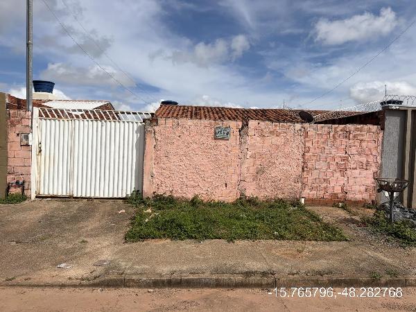 Foto de Imóvel 2 quartos, 46 m², MANSOES CAMARGO - Leilão em Águas Lindas de Goiás/GO, 38% abaixo da avaliação