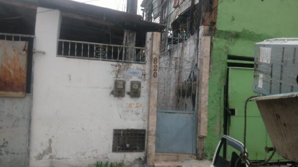 Foto de Imóvel 1 quarto, PARAISO - Leilão em São Gonçalo/RJ, 53% abaixo da avaliação