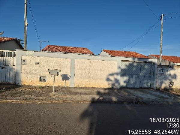 Foto de Imóvel 2 quartos, 63 m², Vila Divineia - Leilão em Padre Bernardo/GO, 42% abaixo da avaliação
