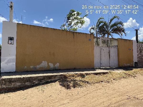 Foto de Imóvel na Rua Das Orquideas, 82 - Leilão em Extremoz/RN, 40% abaixo da avaliação