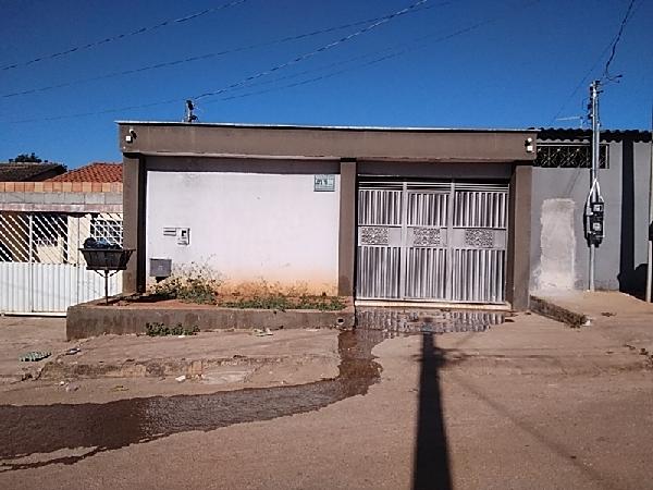 Foto de Imóvel na Rua Almirante Soares Dutra - Leilão em Santo Antônio do Descoberto/GO, 44% abaixo da avaliação