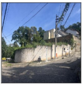 Foto de Imóvel FREGUESIA (JACAREPAGUA) - Leilão em Rio de Janeiro/RJ, 36% abaixo da avaliação