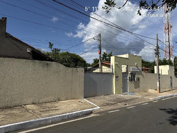 Foto de Imóvel 3 quartos, 213 m², ESPLANADA - Leilão em Teresina/PI, 38% abaixo da avaliação