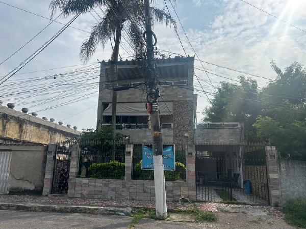 Foto de Imóvel 3 quartos, 350 m², VILA SAO SEBASTIAO - Leilão em Duque de Caxias/RJ, 36% abaixo da avaliação