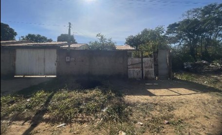 Imóvel em SANTO ANTONIO DO DESCOBERTO/GO