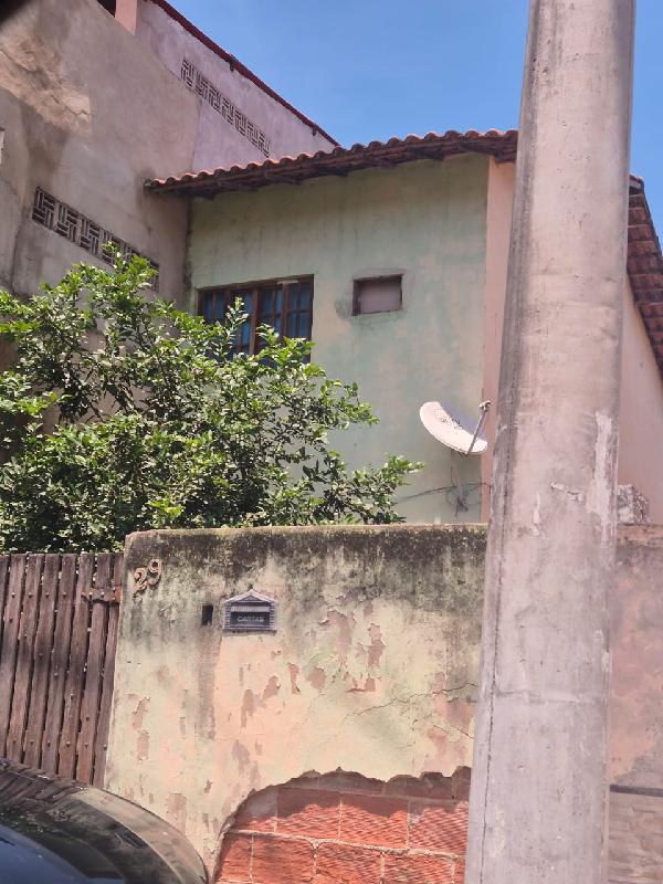 Foto de Imóvel na Rua Onix - Leilão em Belford Roxo/RJ, 42% abaixo da avaliação