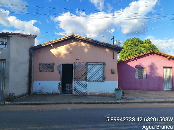 Foto de Imóvel 2 quartos, 59 m², NOVA BRASILIA - Leilão em Água Branca/PI, 46% abaixo da avaliação