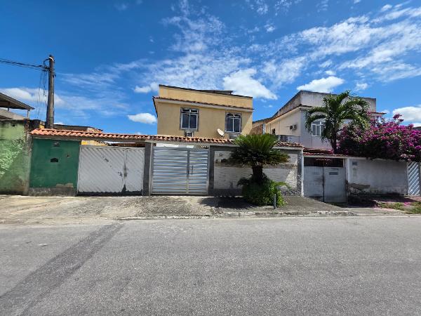 Imóvel em QUEIMADOS/RJ
