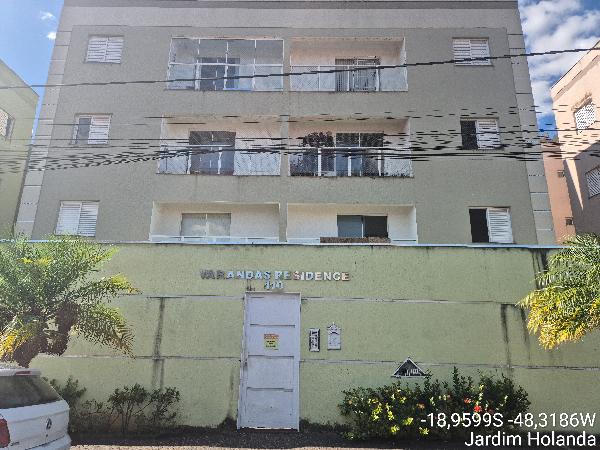 Foto de Imóvel na Alameda Nicolau De Oliveira Campos, 110 - Leilão em UBERLANDIA/MG, 39% abaixo da avaliação