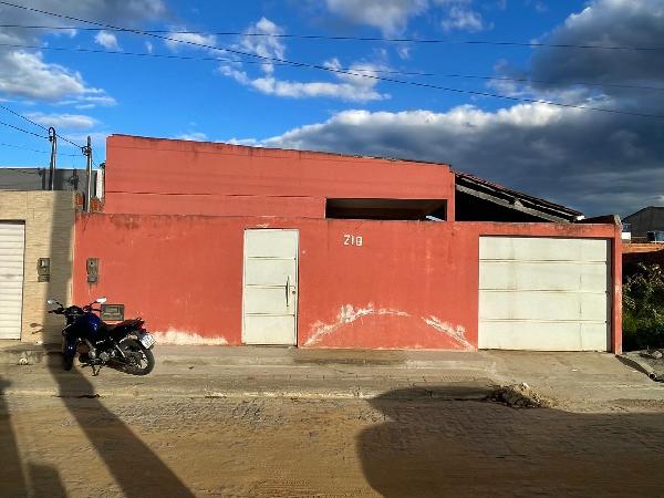 Foto de Imóvel 3 quartos, 115 m², NOVO OESTE - Leilão em Capim Grosso/BA, 42% abaixo da avaliação