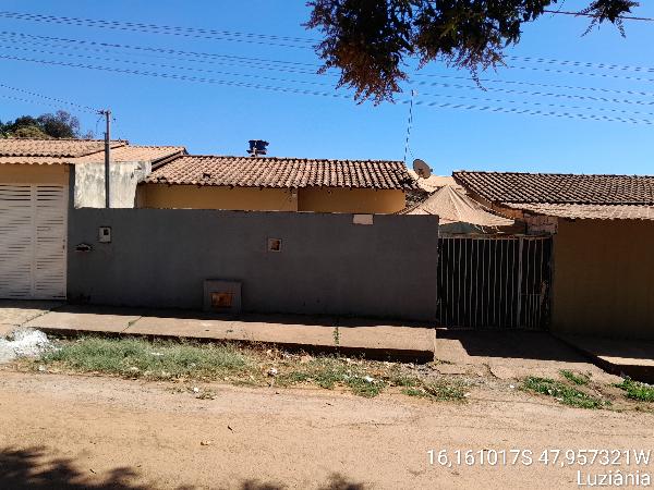 Foto de Imóvel 2 quartos, 55 m², PARQUE ESTRELA DALVA IX - Leilão em Luziânia/GO, 44% abaixo da avaliação