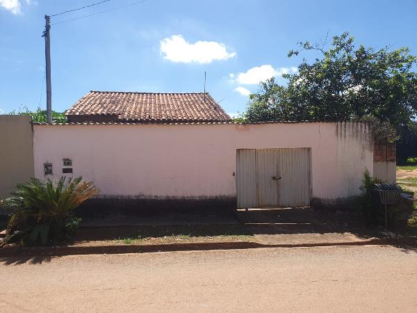 Foto de Imóvel 3 quartos, 63 m², PARQUE ESTRELA DALVA XII - Leilão em Santo Antônio do Descoberto/GO, 46% abaixo da avaliação