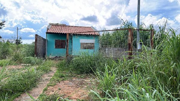 Foto de Imóvel JARDIM BAMDEIRANTES - Leilão em Luziânia/GO, 48% abaixo da avaliação