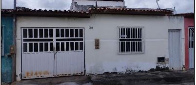 Imóvel em ITAPETINGA/BA