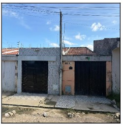Foto de Imóvel na Rua Fausto Ribeiro Da Costa, 460 - Leilão em Maracanaú/CE, 38% abaixo da avaliação