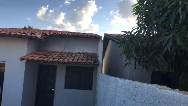 Foto de Imóvel 2 quartos, 99 m², VILA DIVINEIA ST A - Leilão em Padre Bernardo/GO, 40% abaixo da avaliação