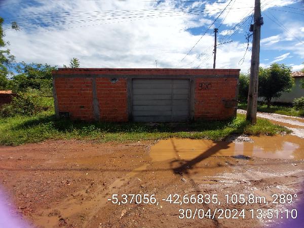 Foto de Imóvel 2 quartos, CIDADE NOVA - Leilão em Demerval Lobão/PI, 48% abaixo da avaliação