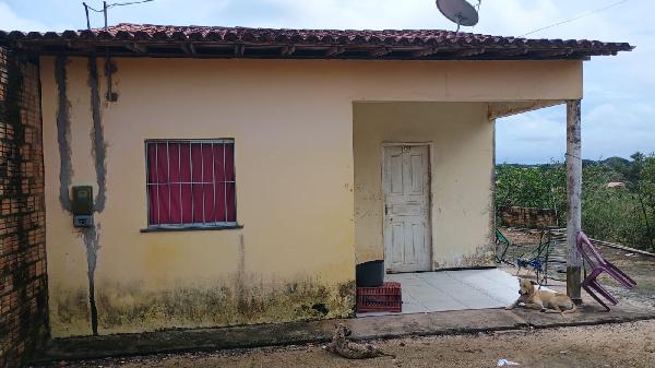 Imóvel em SANTA LUZIA DO PARUA/MA