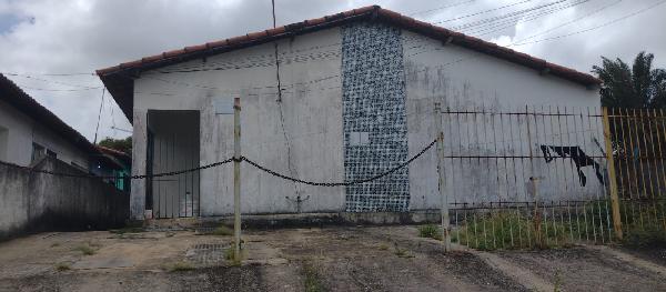 Foto de Imóvel na Rua Camacari - Leilão em Itapissuma/PE, 67% abaixo da avaliação