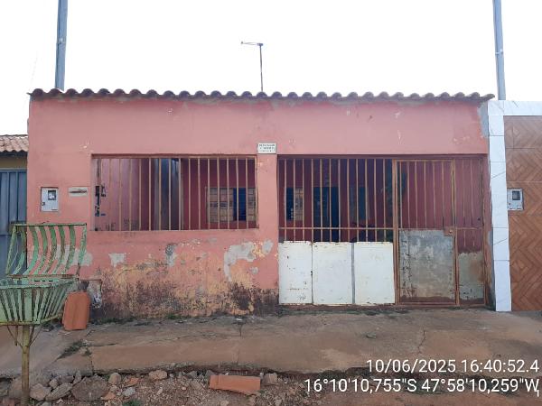 Foto de Imóvel 2 quartos, 55 m², PARQUE ESTRELA DALVA X - Leilão em Luziânia/GO, 45% abaixo da avaliação