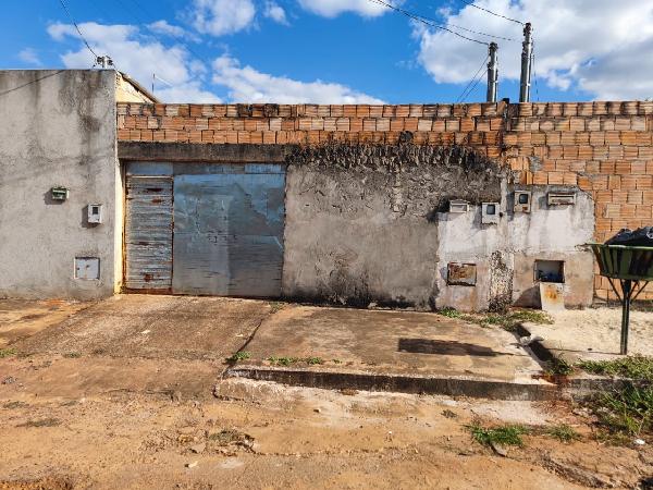 Imóvel em LUZIANIA/GO
