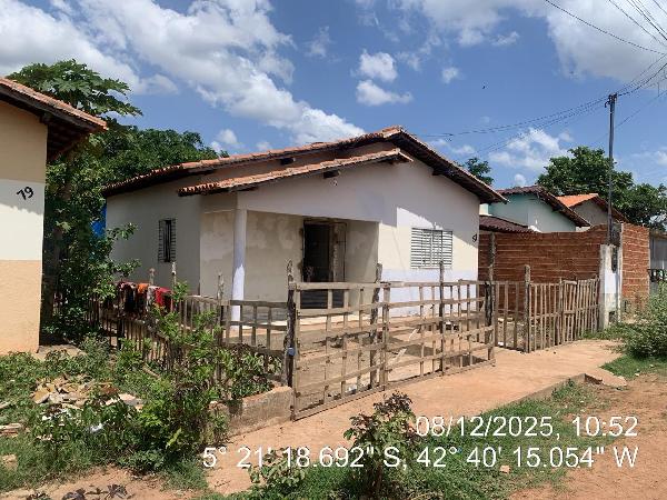 Foto de Imóvel na Rua Santo Antonio, 87 - Leilão em DEMERVAL LOBAO/PI, 42% abaixo da avaliação