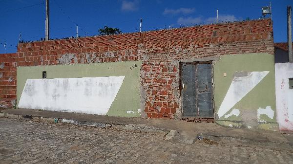 Foto de Imóvel na Rua Djalma Vitorino, 505 - Leilão em CEARA-MIRIM/RN, 65% abaixo da avaliação