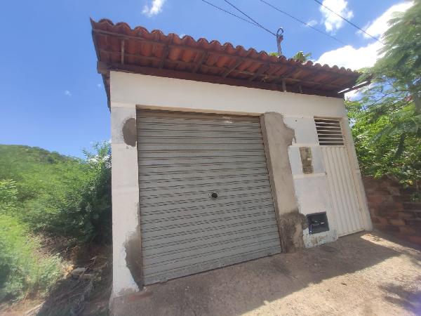 Foto de Imóvel 2 quartos, 77 m², BAIRRO DA BOIADEIRA - Leilão em Iaçu/BA, 50% abaixo da avaliação