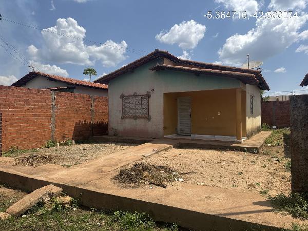 Foto de Imóvel 2 quartos, 56 m², CIDADE NOVA - Leilão em Demerval Lobão/PI, 41% abaixo da avaliação