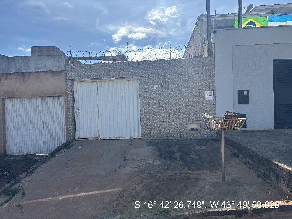 Foto de Imóvel em Montes Claros (MG)