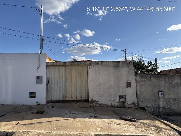 Foto de Imóvel 2 quartos, 63 m², CENTRO - Leilão em Ubaí/MG, 42% abaixo da avaliação