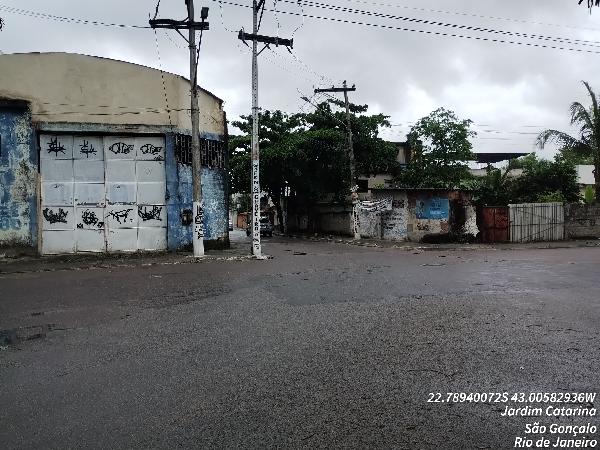 Foto de Imóvel na Rua Expedicionario Ari De Azevedo, 10 - Leilão em São Gonçalo/RJ, 42% abaixo da avaliação