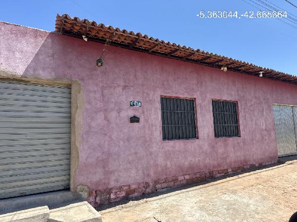Foto de Imóvel 2 quartos, 56 m², CIDADE NOVA - Leilão em Demerval Lobão/PI, 41% abaixo da avaliação