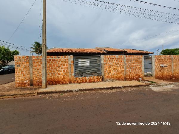 Imóvel em ALVORADA DO SUL/PR