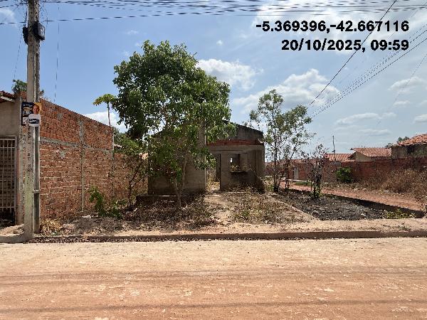 Foto de Imóvel CIDADE NOVA - Leilão em Demerval Lobão/PI, 41% abaixo da avaliação