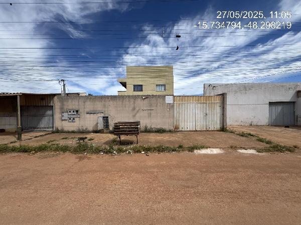 Foto de Imóvel 2 quartos, 69 m², JARDIM DA BARRAGEM V - Leilão em Águas Lindas de Goiás/GO, 49% abaixo da avaliação