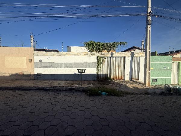Foto de Imóvel na Rua Lada, 50 - Leilão em MOSSORO/RN, 40% abaixo da avaliação