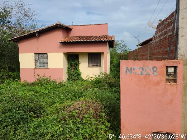 Foto de Imóvel 2 quartos, CENTRO - Leilão em Altos/PI, 55% abaixo da avaliação