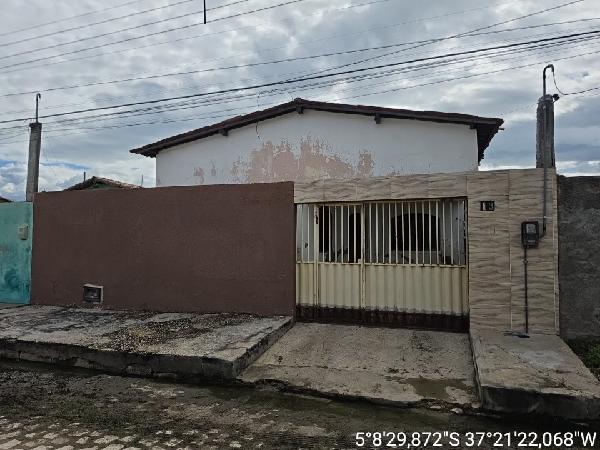 Foto de Imóvel na Rua Jomar Da Silveira Martins, 13 - Leilão em Mossoró/RN, 39% abaixo da avaliação
