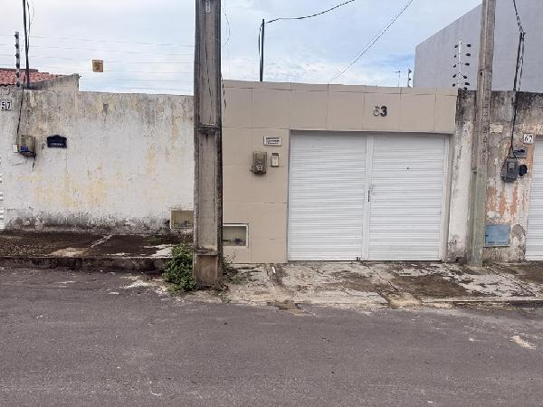 Foto de Imóvel na Rua Francisco Alves De Paiva, 63 - Leilão em Itaitinga/CE, 41% abaixo da avaliação
