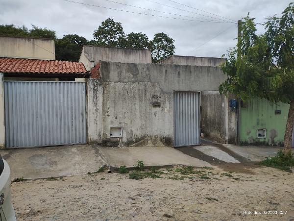 Foto de Imóvel 2 quartos, CARNAUBAL - Leilão em Horizonte/CE, 57% abaixo da avaliação