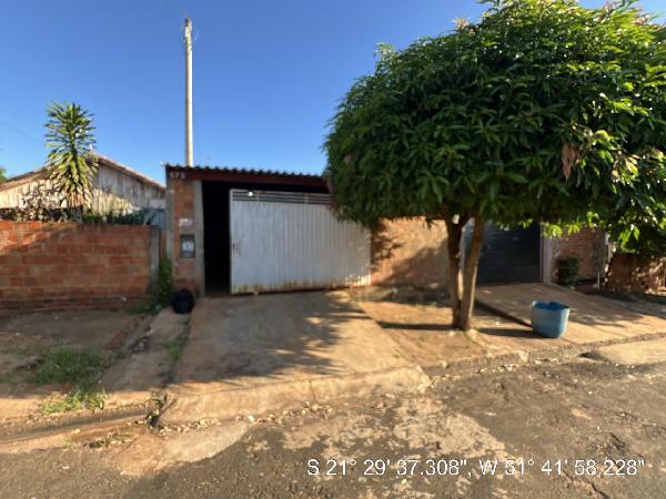 Foto de Imóvel 2 quartos, 57 m², NOVA ESPERANCA - Leilão em Ouro Verde/SP, 49% abaixo da avaliação