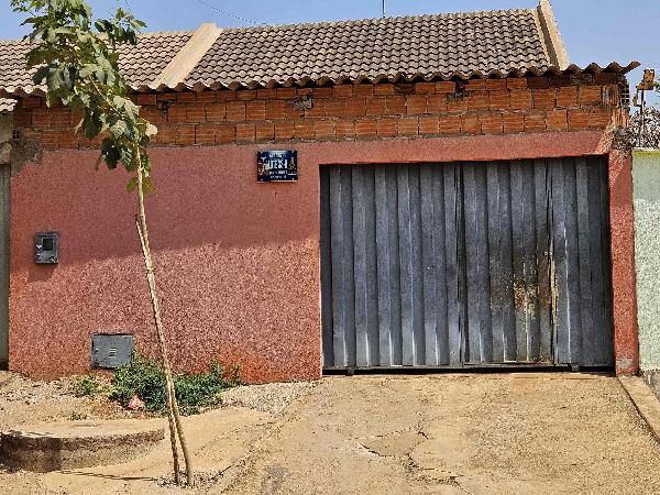 Foto de Imóvel 2 quartos, JARDIM ANA BEATRIZ II - Leilão em Santo Antônio do Descoberto/GO, 54% abaixo da avaliação
