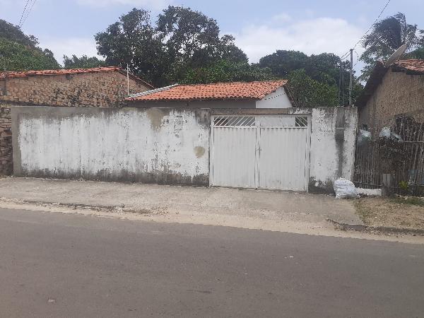 Foto de Imóvel 2 quartos, 61 m², MANGUEIRÃO - Leilão em Apicum-Açu/MA, 42% abaixo da avaliação