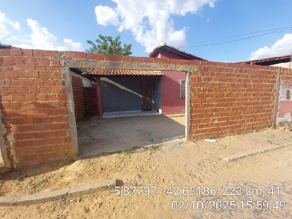 Foto de Imóvel 2 quartos, 65 m², ALTO DO AÇUDE - Leilão em Água Branca/PI, 40% abaixo da avaliação