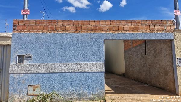 Foto de Imóvel 2 quartos, 60 m², PARQUE ESTRELA DALVA XVI - Leilão em Santo Antônio do Descoberto/GO, 48% abaixo da avaliação