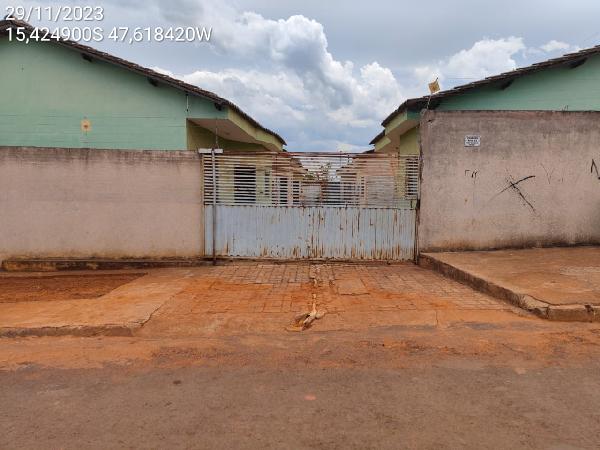 Foto de Imóvel 2 quartos, SETOR AEROPORTO (MUTIRAO) - Leilão em Planaltina/GO, 61% abaixo da avaliação